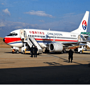 布拉克空运代理航空快运业稳步发展的原因是什么？